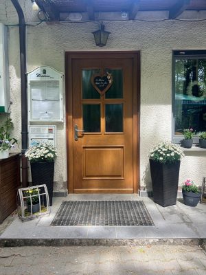Waldheim-Vesna-Haustüre